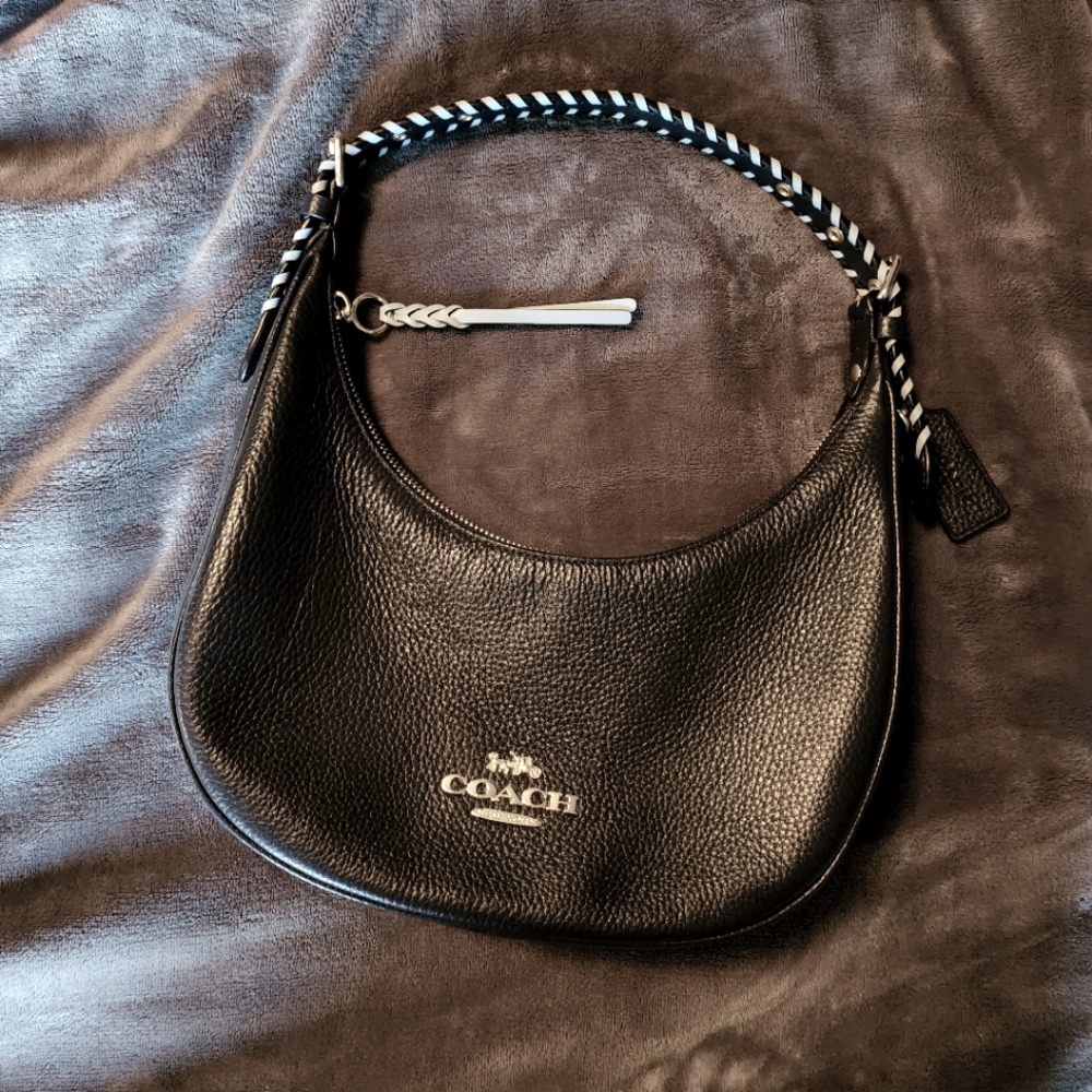 Navy Coach Shoulder Bag + **free gift**
